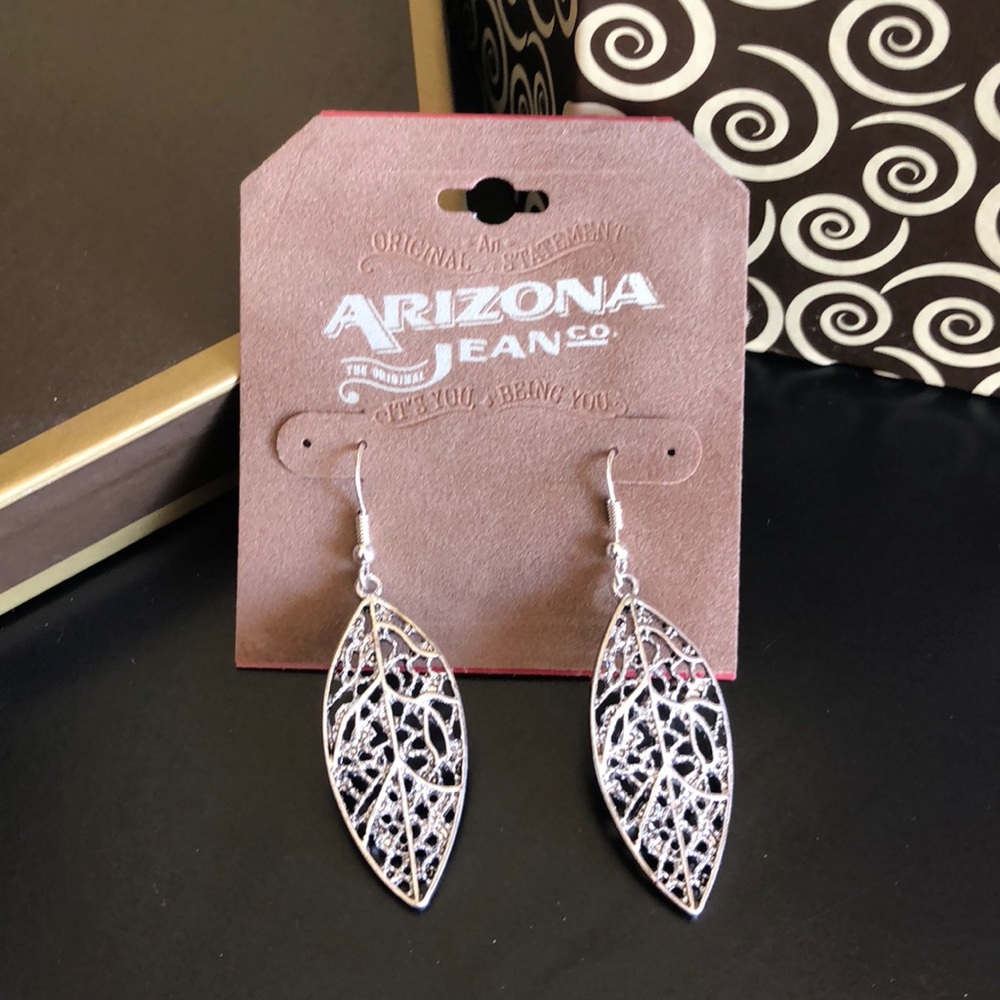Elegant Silver Tone Leaf Earrings